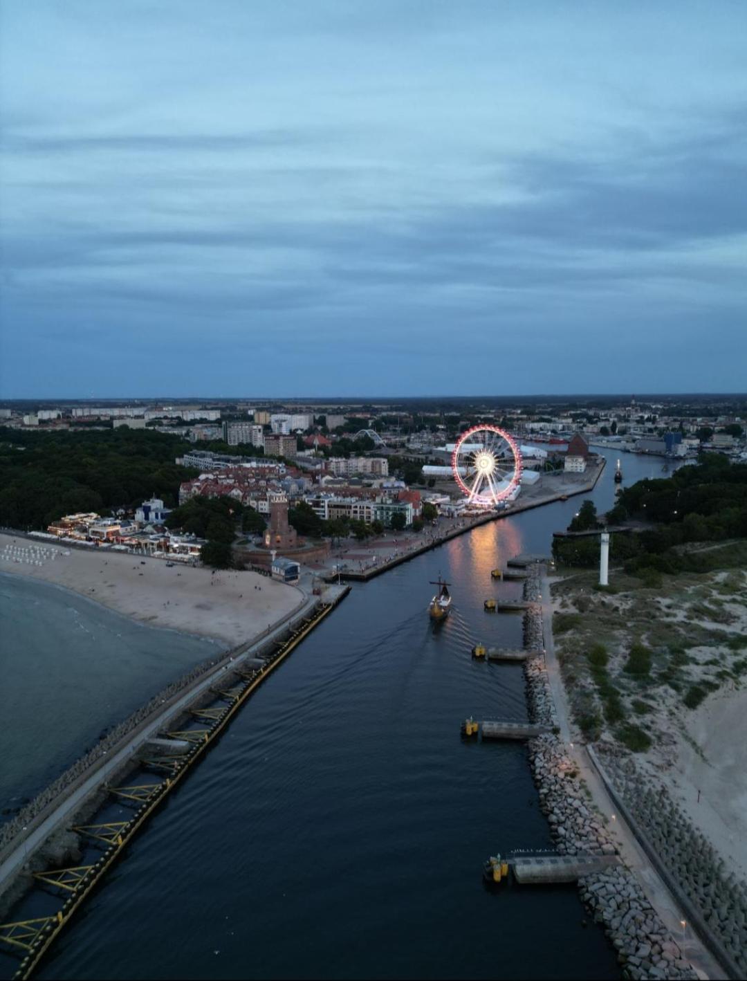 Salt Island Apartament Kolobrzeg Lägenhet Exteriör bild